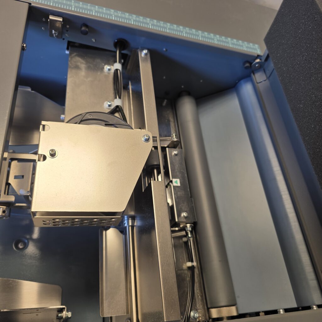 (Out Of Stock) High-Performance Used DF-1200 Air Suction Paper Folder